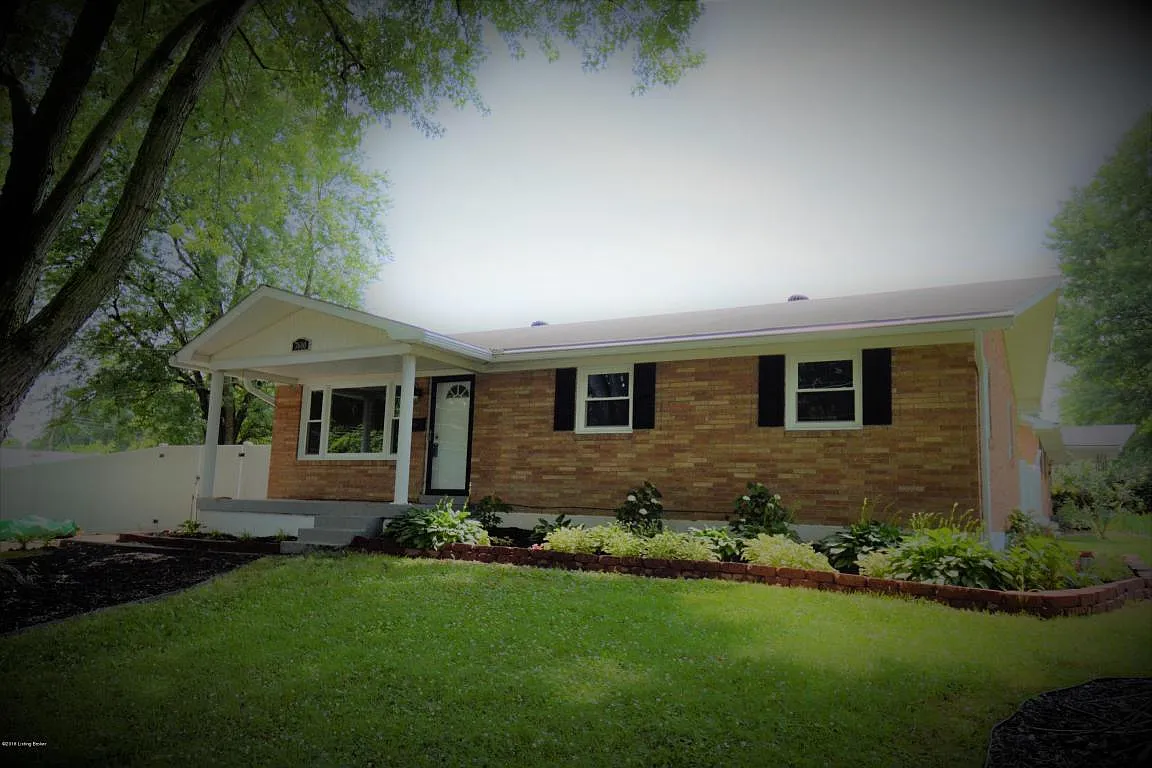7600 Mango Dr photo 1
