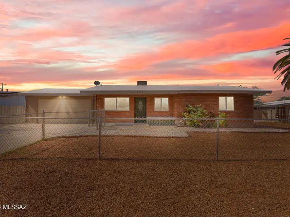 2348 E Warwick Vis, Tucson, AZ 85713