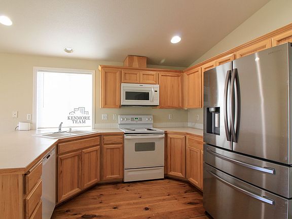 2nd image of 4603 Clydesdale Ln
