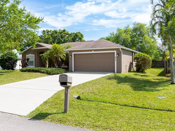 656 SW Lucero Drive, Port St Lucie, FL 34983