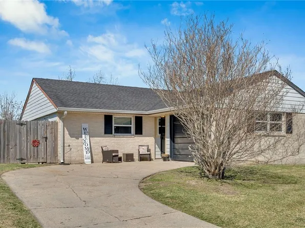 168 N Betty Ln, Avondale, LA 70094