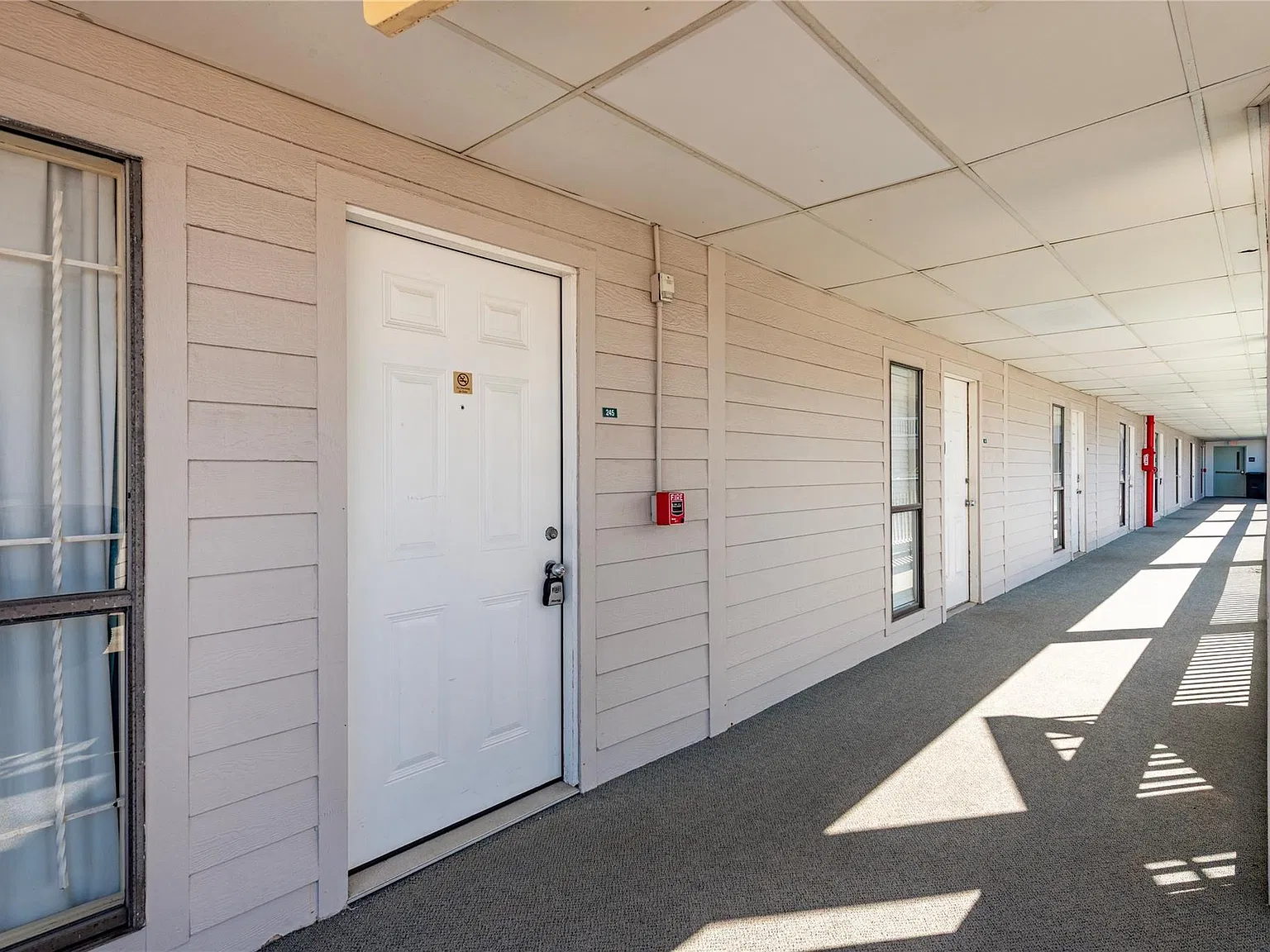 1 bed, 1.0 bath, 462 sqft, $1,600 — Photo 4