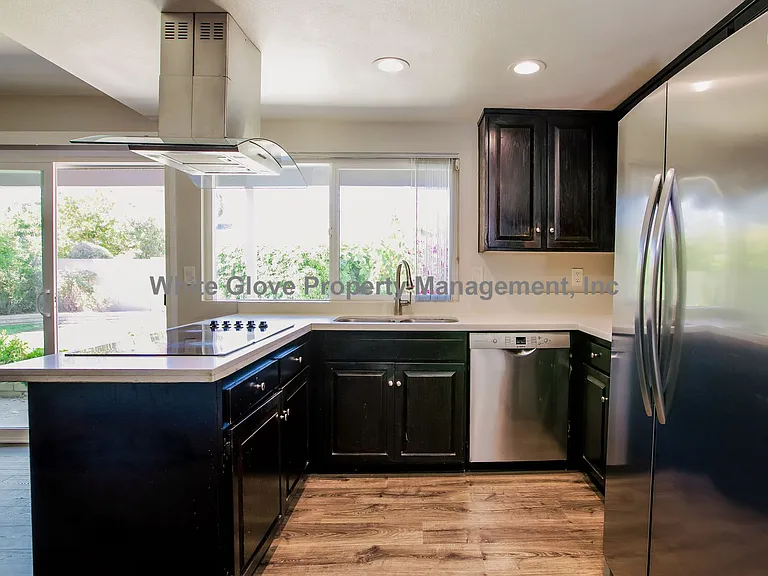 9361 Bevan Ave — Photo 5
