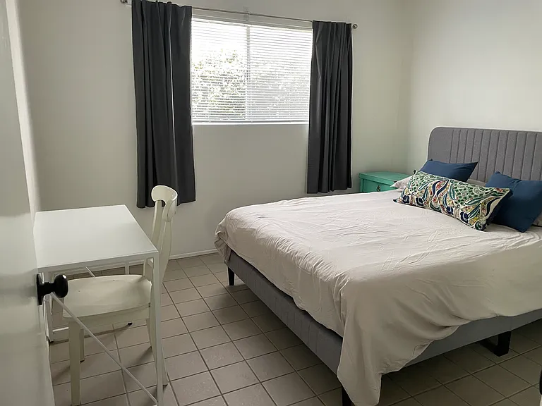 364 Freeman Ave #2 — Photo 6