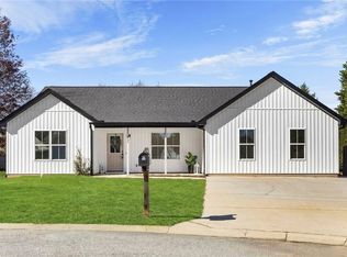 206 Dexter Bend Ct, Fountain Inn, SC 29644