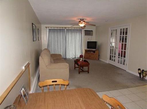 3rd image of 15 Silvestri Cir Unit 20