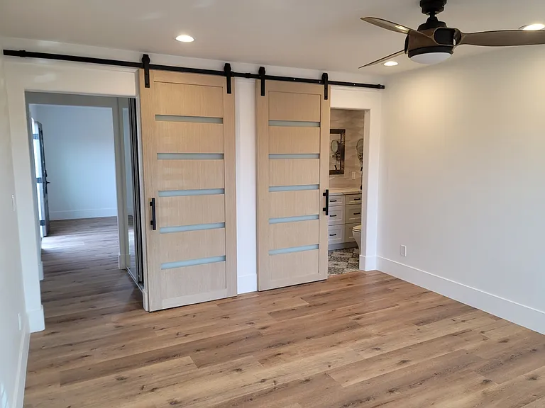 1325 Douglas Dr #A — Photo 2