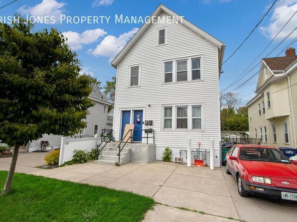 180 Mackinaw St APT 4