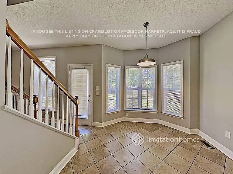 834 Highlander Ct — Photo 9