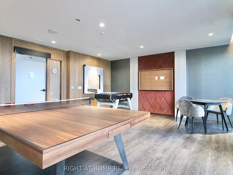 560 Rideau St #1006 — Photo 18