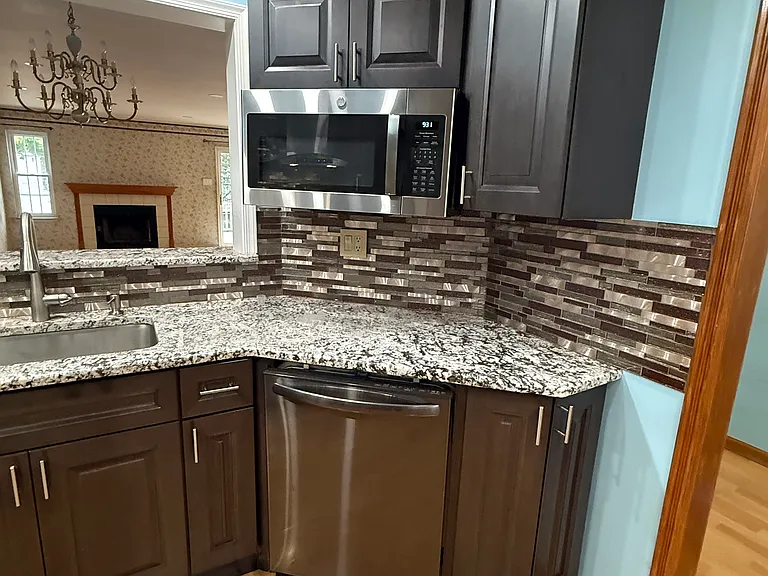 155 Liberty Dr — Photo 7
