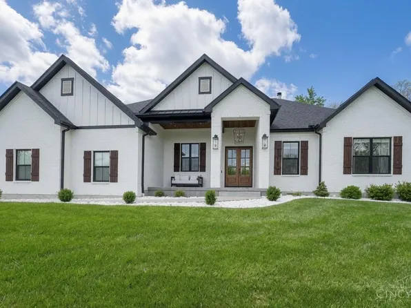 1931 Pine Run Ln, Batavia, OH 45103