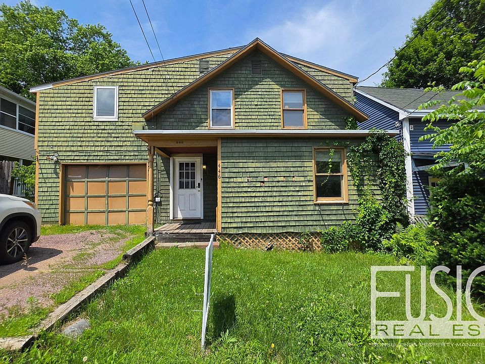 1st image of 446 Colchester Ave