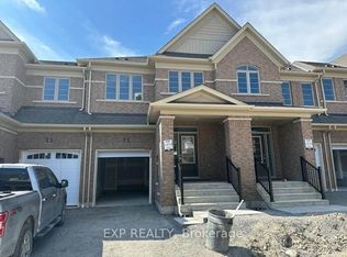 71 Air Dancer Cres, Oshawa, ON L1L 0V3