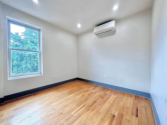 Rented by Doorway NYC, LLC | media 33