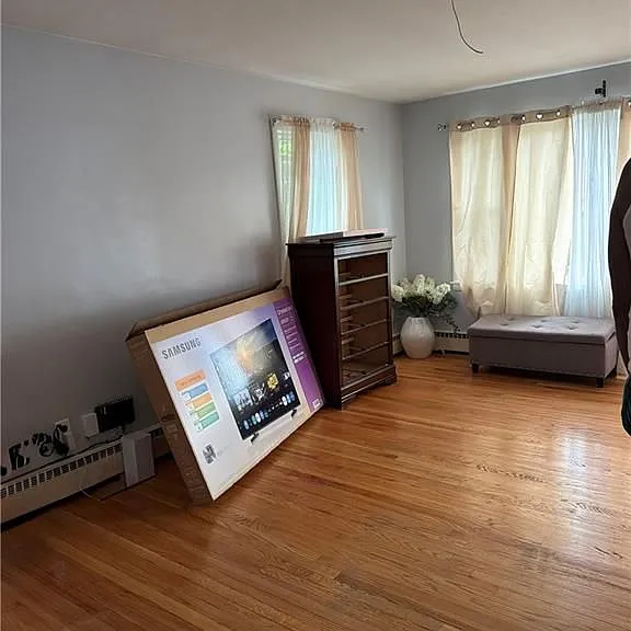 178 Sisson St — Photo 17