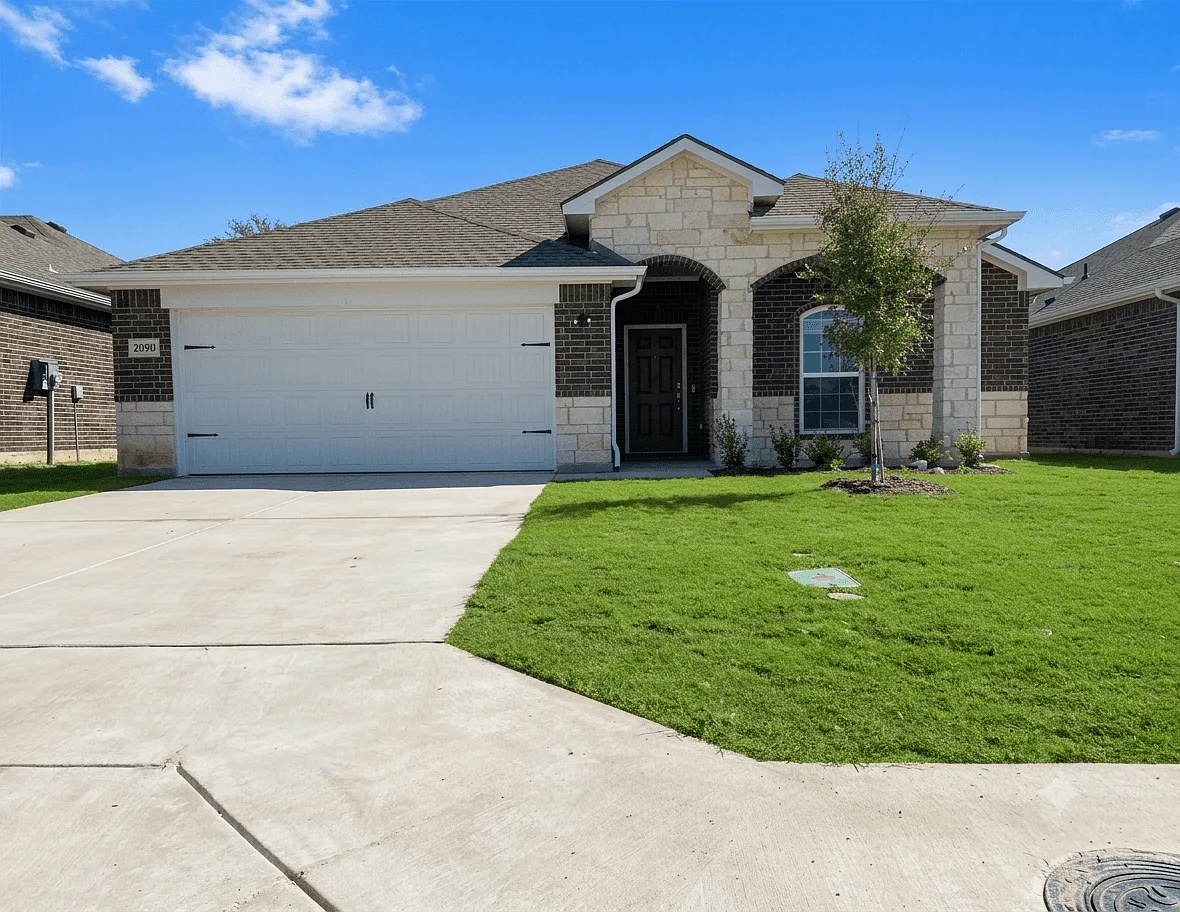 2090 Peppermint Ln — Photo 1