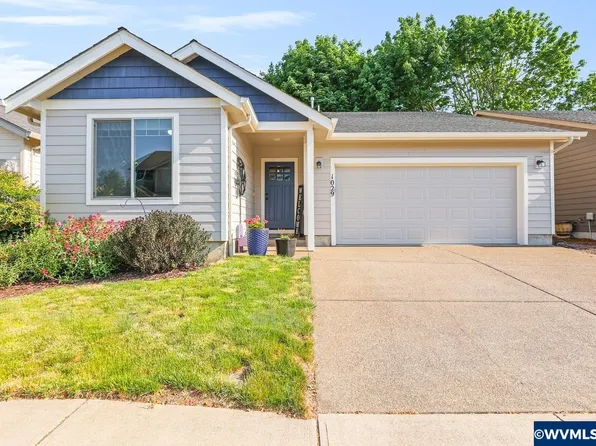 1029 Harbour Ln NE, Keizer, OR 97303
