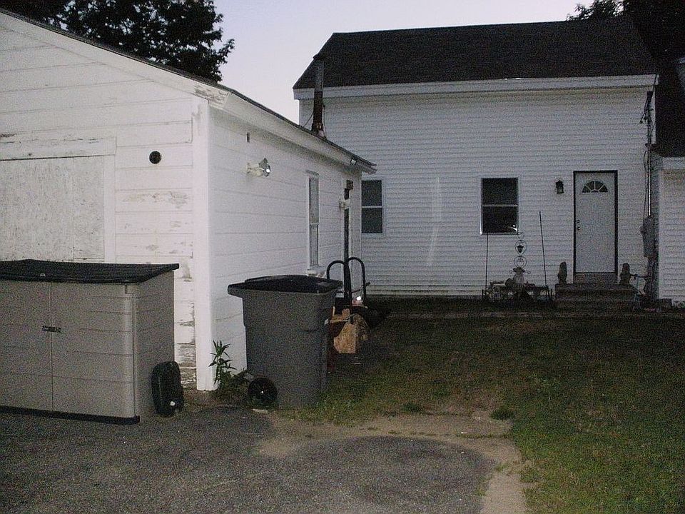 2nd image of 76 S Main St