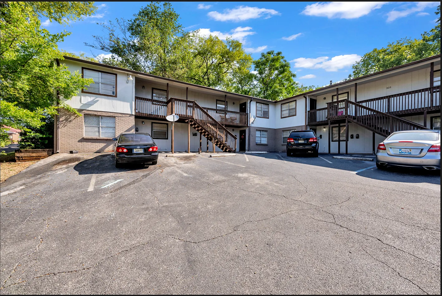 313 Beta Street South — Photo 3