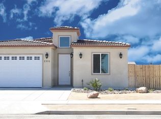 2351 W Brighton Ave, El Centro, CA 92243