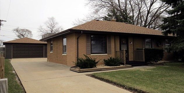 1st image of 2604 Bucknell Dr