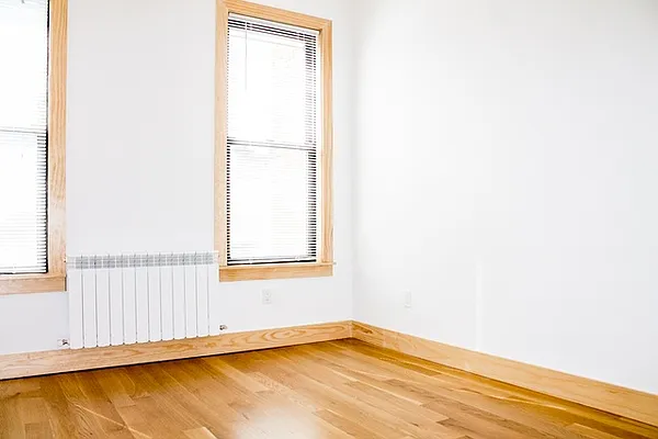 Rented by EXR | media 19