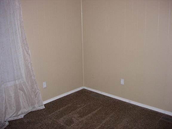 4th image of 309 N Blanchard St