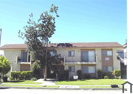 1 bed, 650 sqft, $1,850 — Photo 2