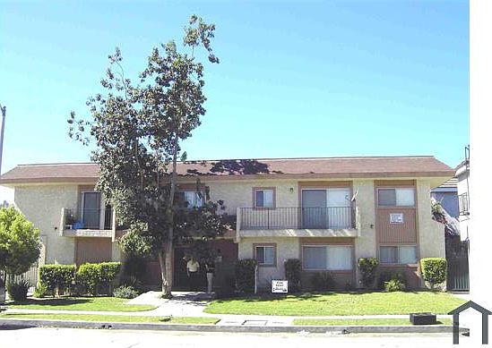 2nd image of 9023 Burnet Ave #106