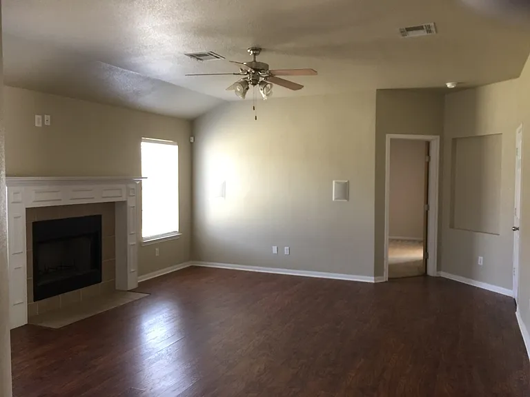 707 Bighorn Dr — Photo 14