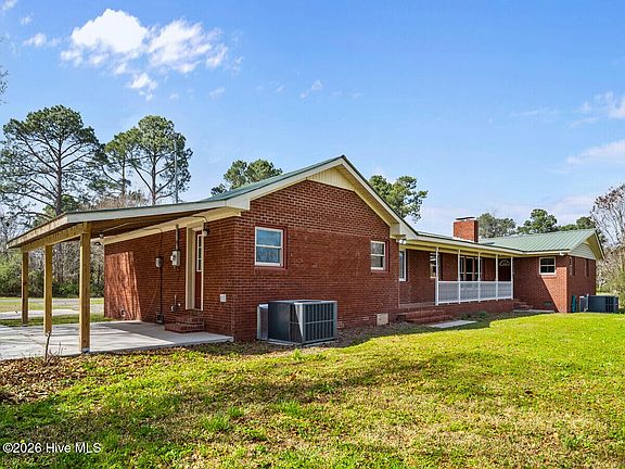 3rd image of 293 Old Chinquapin Road