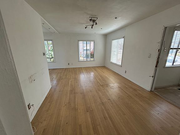 3rd image of 4504 W 61st St APT 4