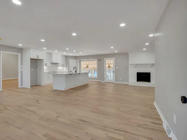 550 Drifting Cir W, Lebanon, TN 37087