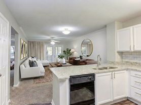 Stratford at Hillcrest