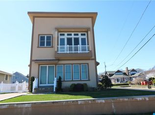 85 King Philip Rd, Narragansett, RI 02882