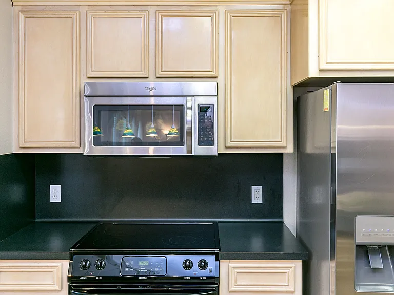 7005 Madiera Dr — Photo 11