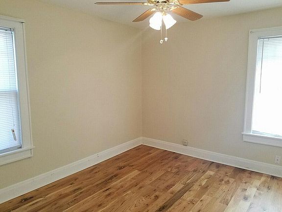 bedroom 12X11