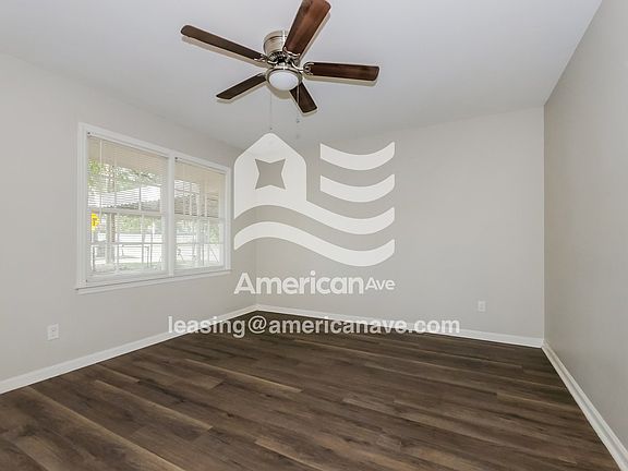 1457602_005_wm_-_living_room_13160785.jpg