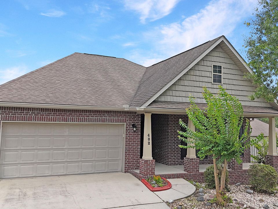 1st image of 402 Wych Cir