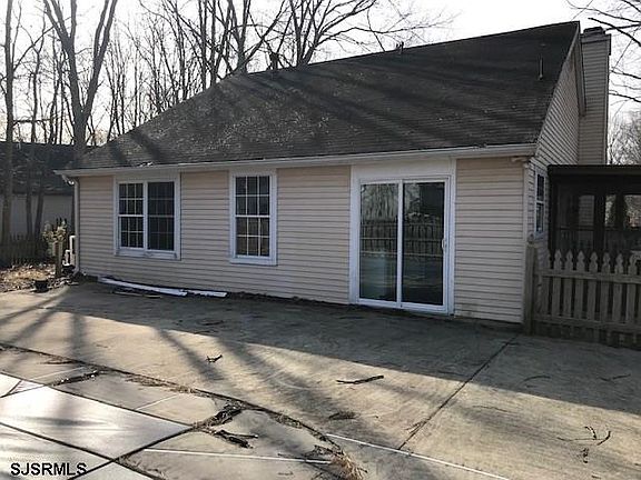 4th image of 713 Ravenwood Dr