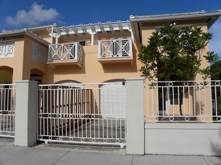 1st image of 3133 Hibiscus St