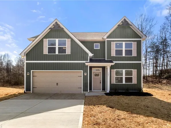 123 Indian Wells Ct, Harmony, NC 28634