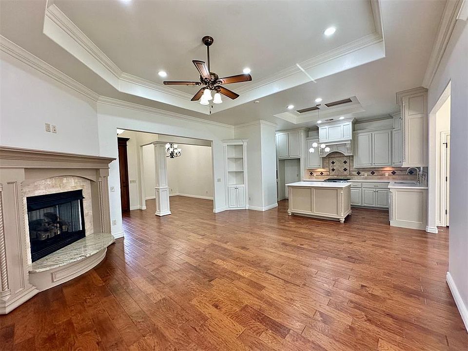 1st image of 3905 Acoma Dr