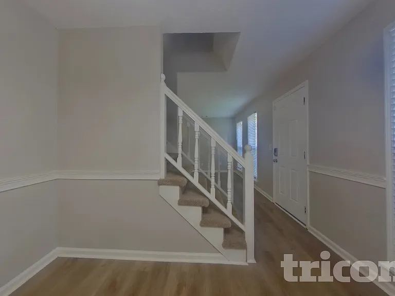 1182 Plunkett Way — Photo 5