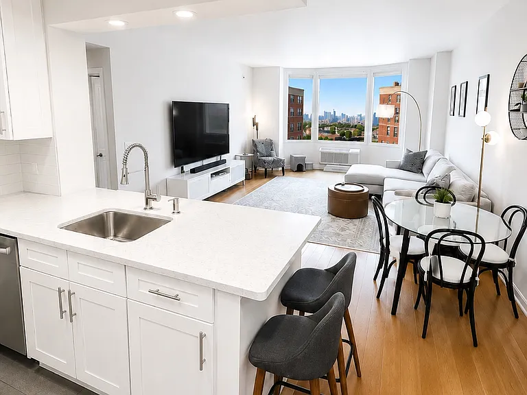 2303 City Pl — Photo 4