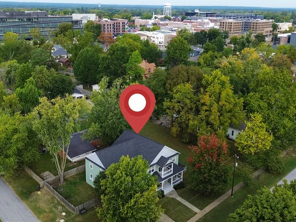 310 SE C St, Bentonville, AR 72712