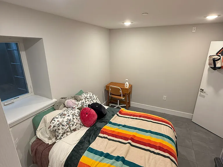 1837 Blair St #A — Photo 5