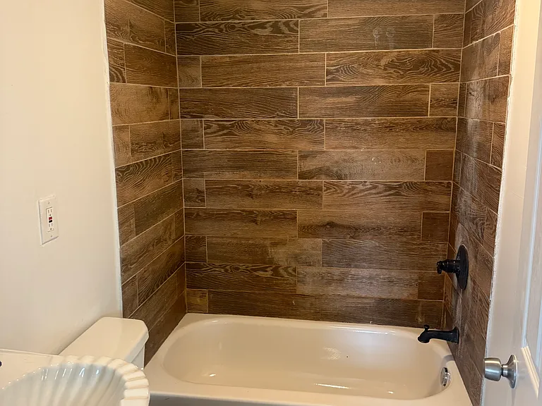 875 1/2 Main St #1 — Photo 10