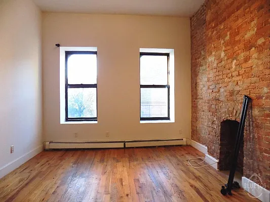 Rented by Blue Egg Realty Corp | media 19